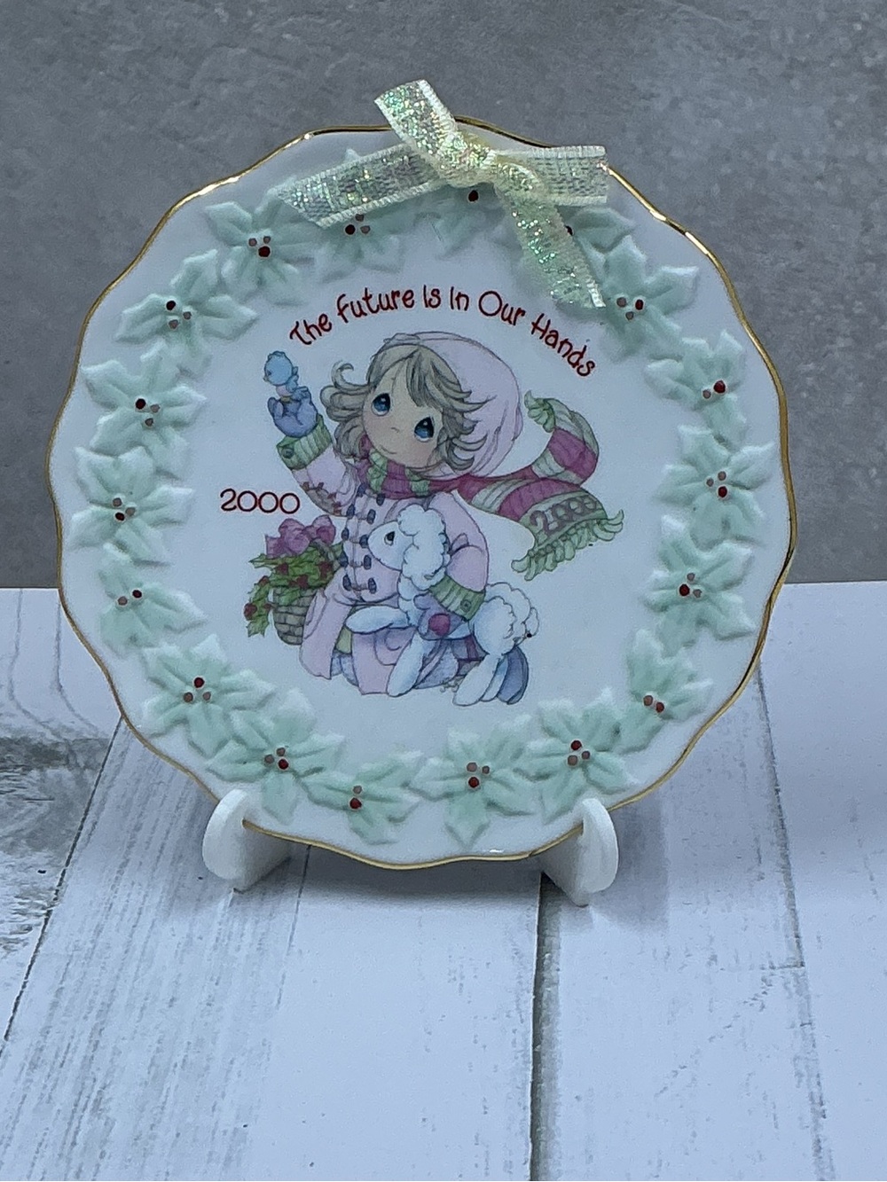 Precious Moments Pastel Green and Gold Trim Decorative Plate